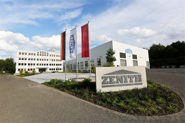 La filiale tedesca di Quangong, Zenite, elogia i dipendenti di lunga data, rendendo omaggio all'artigianato e alla lealtà