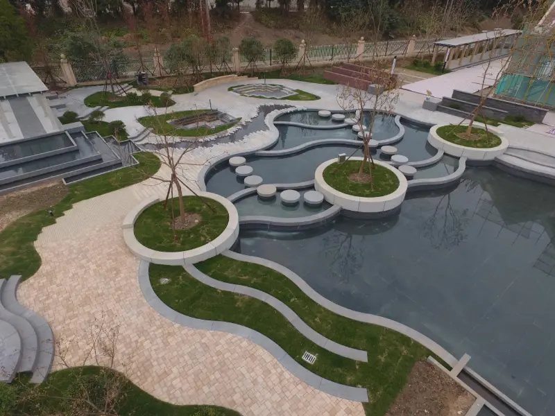 Potenziare lo sviluppo delle infrastrutture: le attrezzature per la produzione di mattoni di Quangong Machinery Co., Ltd. aumentano la produzione efficiente di materiali da costruzione ecologici